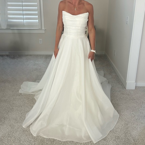 NEW NWT Essence of Australia White Strapless Full Bridal Wedding Gown Dress 8 - Picture 2 of 8